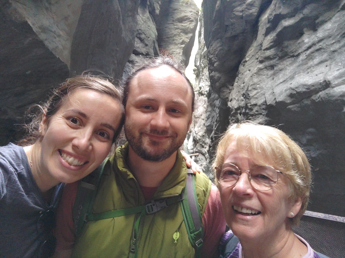 Selfie zu dritt in der Klamm